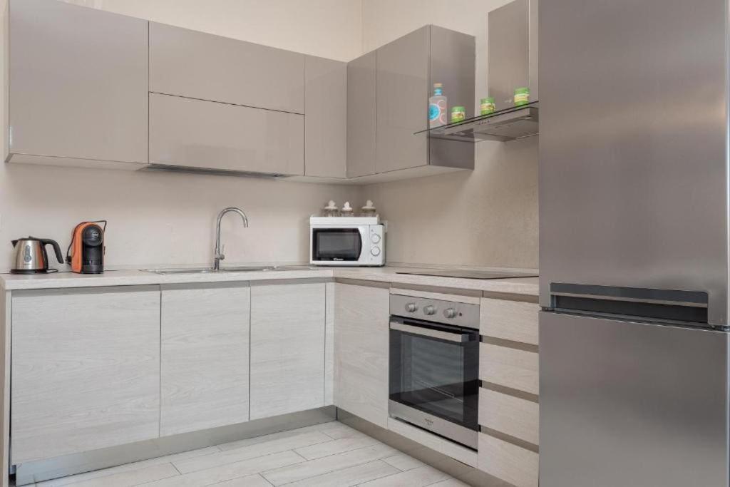 Bellissimo Appartamento Con Veranda Privata Al Centro Di Porto Rotondo Exterior foto